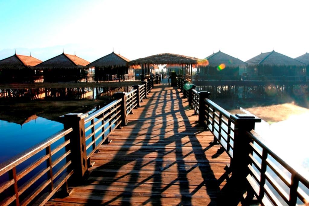 Sky Lake Inle Resort Inle Lake Exterior photo
