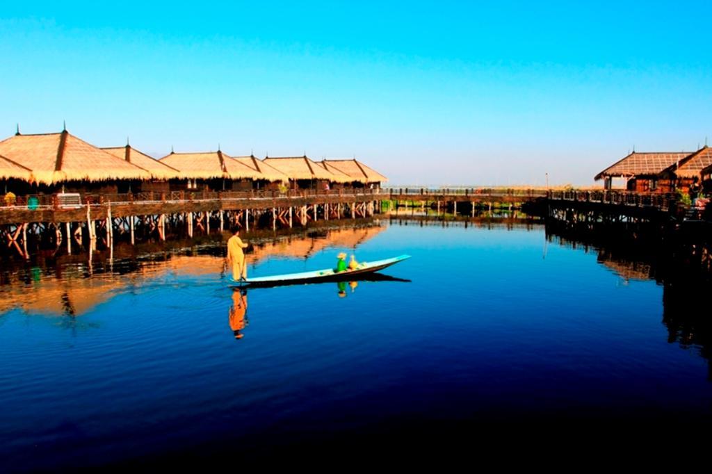 Sky Lake Inle Resort Inle Lake Exterior photo